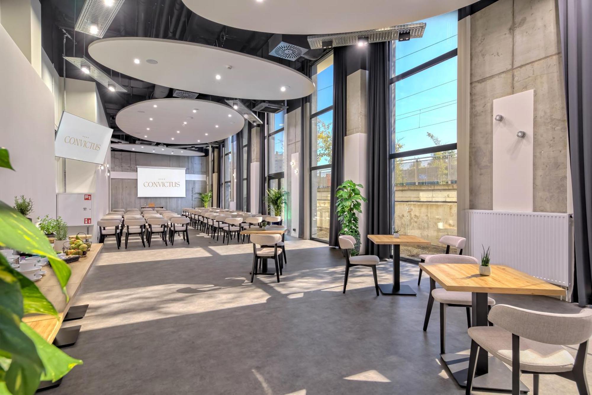 Convictus Hotell 4*